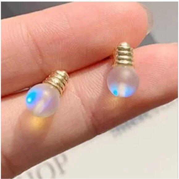 ✨ FREE Light Bulb Boho Peasant Art Deco Pop Electric Hip Hipster Hippie Earrings - Picture 8 of 10